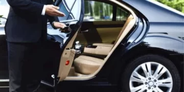 Hire A Chauffeur Driven Car to Travel All Across Melbourne
