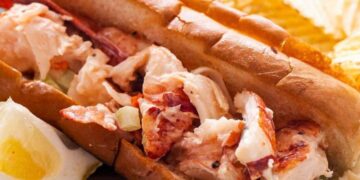 Order The Best Lobster Roll In The USA At Lobstah On A Roll Right Now