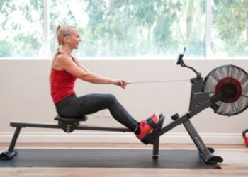 7 Incredible Benefits of Adding Rowing to Your Workouts