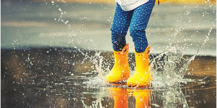 7 Rainy Day Activities in Orlando That’ll Keep You Dry and Entertained